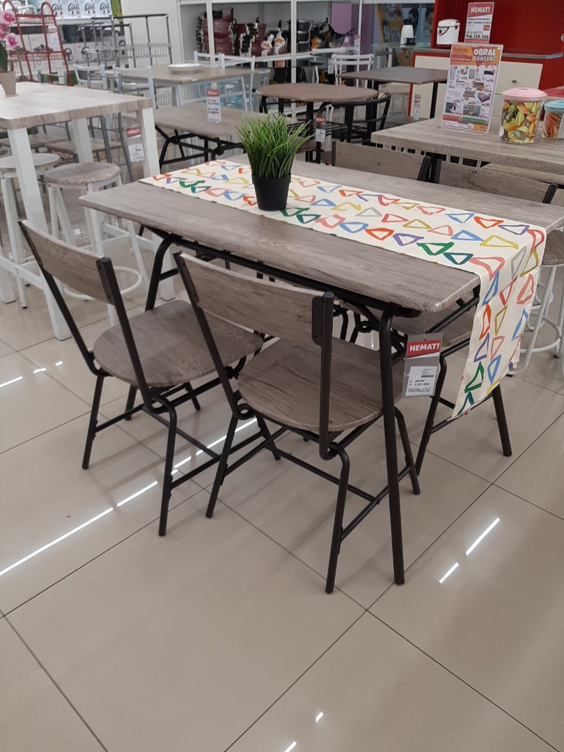 Meja Makan informa, Perabotan Rumah di Carousell