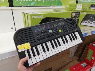 (Category: ) located in . Submitted by gadgetsnsuch (Listing ID 1037327928, Image 1). Description: .