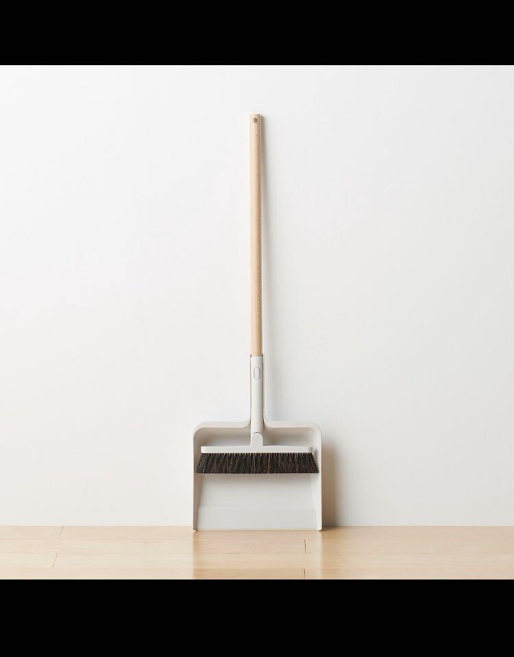 MUJI Dustpan, Furniture & Home Living, Cleaning & Homecare Supplies