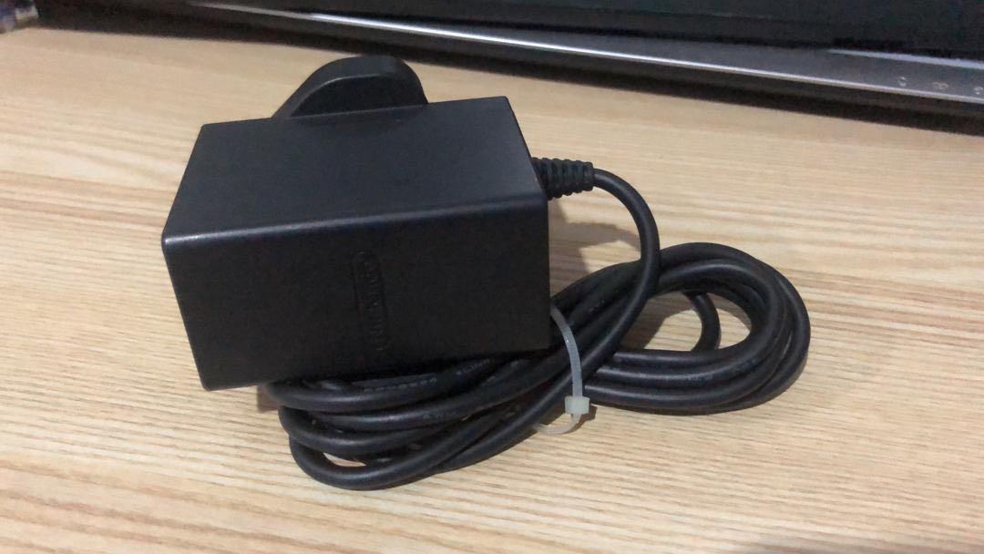 nintendo switch 3 pin charger