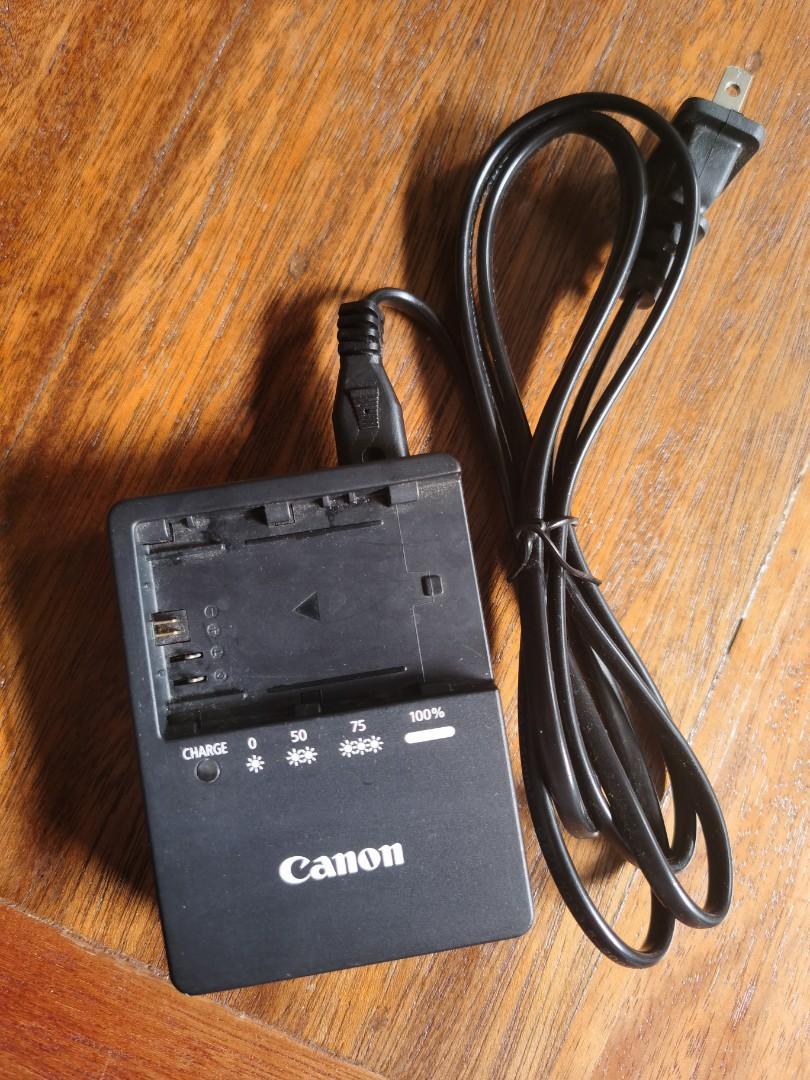 Original Canon LC-E6E charger, Mobile Phones & Gadgets, Mobile & Gadget  Accessories, Batteries & Power Banks on Carousell