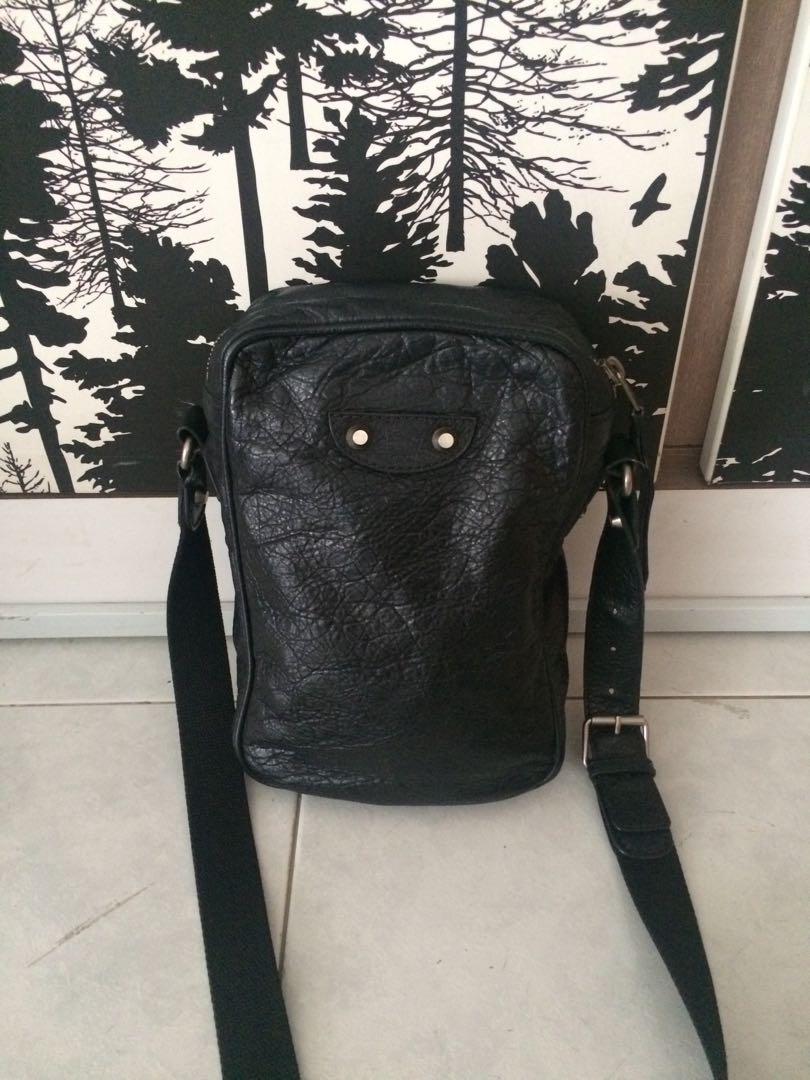 balenciaga leather reporter bag