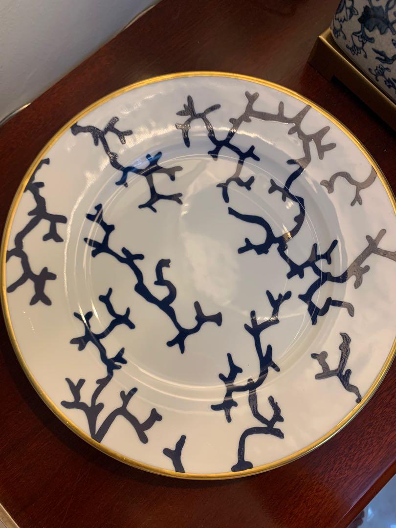 Raynaud Limoges 1pc dinnerware (Category: Dinnerware & Cutlery) located in Quezon City. Submitted by windsorhouse (Listing ID 1037420811, Image 1). Description: Established in 1849, Raynaud Limoges is the only survivor of the original 11 Limoges houses in France. Raynaud only produces the finest Limoges porcelain dinnerware and serveware. Their decorations are fade-resistant. made in Limoges, France..