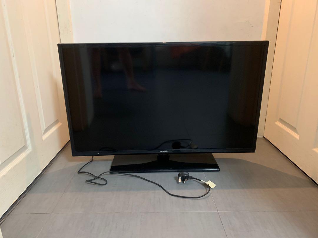 Samsung TV 39 inch, TV & Home Appliances, TV & Entertainment, TV on