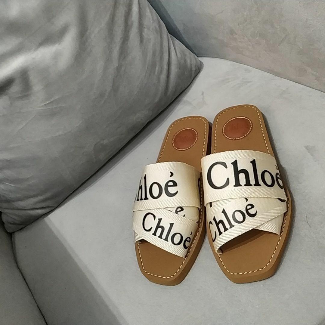 Simple Sandals Chloe, Women's Fashion, Footwear, Sandals on Carousell