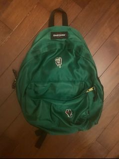 （分類：）位於 。 由 themoodlaundrybasket 提交（商品編號 1037421548，圖片 1）。簡介： 。
