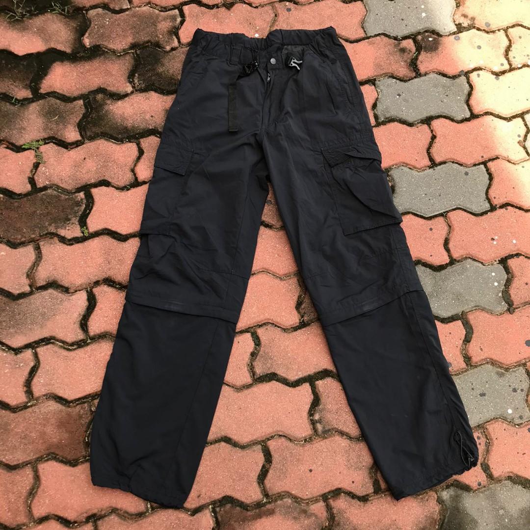 UNIQLO Cargo pants, Men's Fashion, Bottoms, Trousers on Carousell