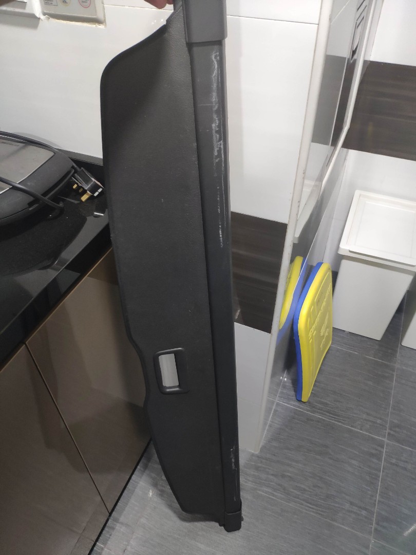 Universal Tonneau Cover For Suv Hatchbacks Car Accessories Accessories On Carousell