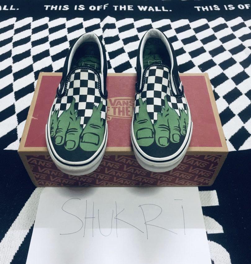 vans x marvel slip on hulk checkerboard shoes