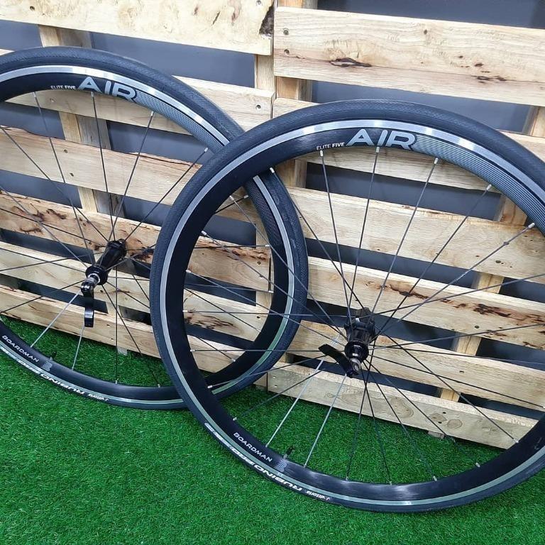 Boardman top 700c wheels