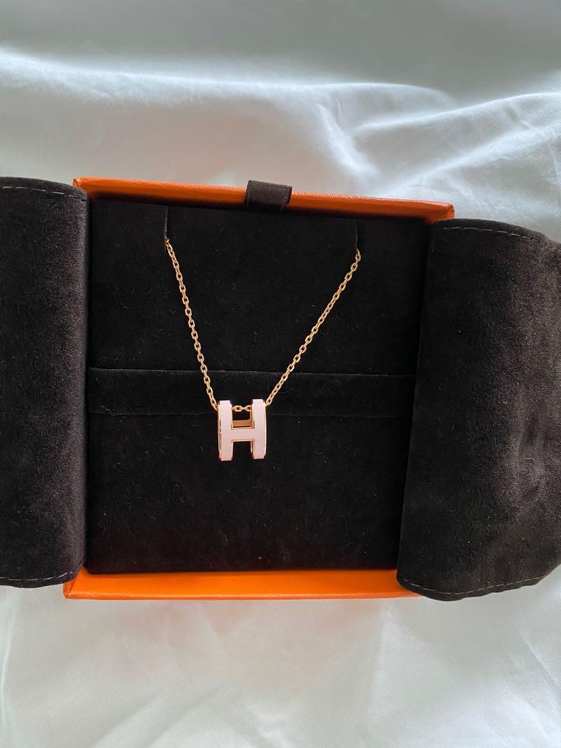 Bnib hermes pop h in rose dragee and rosegold hardware, Women's Fashion,  Jewelry & Organisers, Necklaces on Carousell