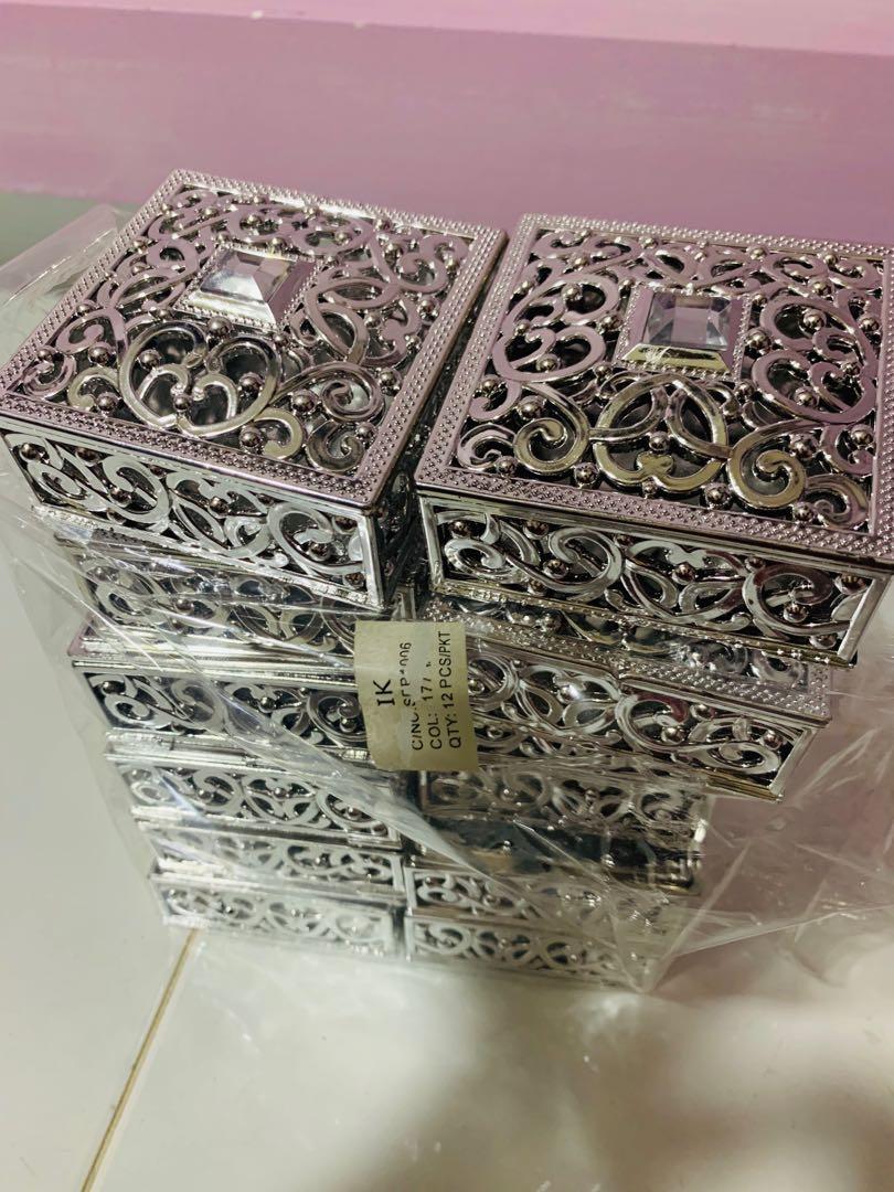 Box Bunga Rampai, Everything Else on Carousell