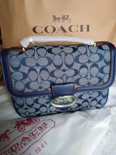 (Category: ) located in . Submitted by glampreloved_ (Listing ID 1037520128, Image 1). Description: .