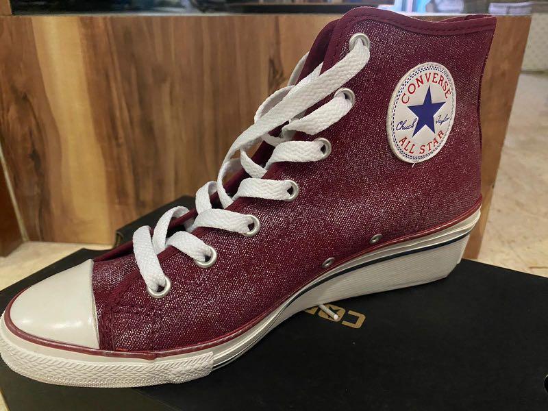 converse 7 maroon