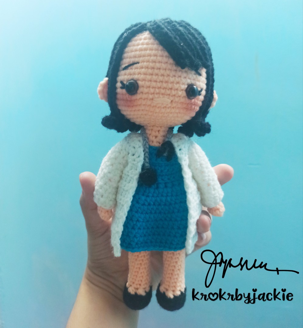 crochet doctor doll