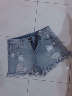 (Category: ) located in . Submitted by ngxinhyee (Listing ID 1037612081, Image 1). Description: .