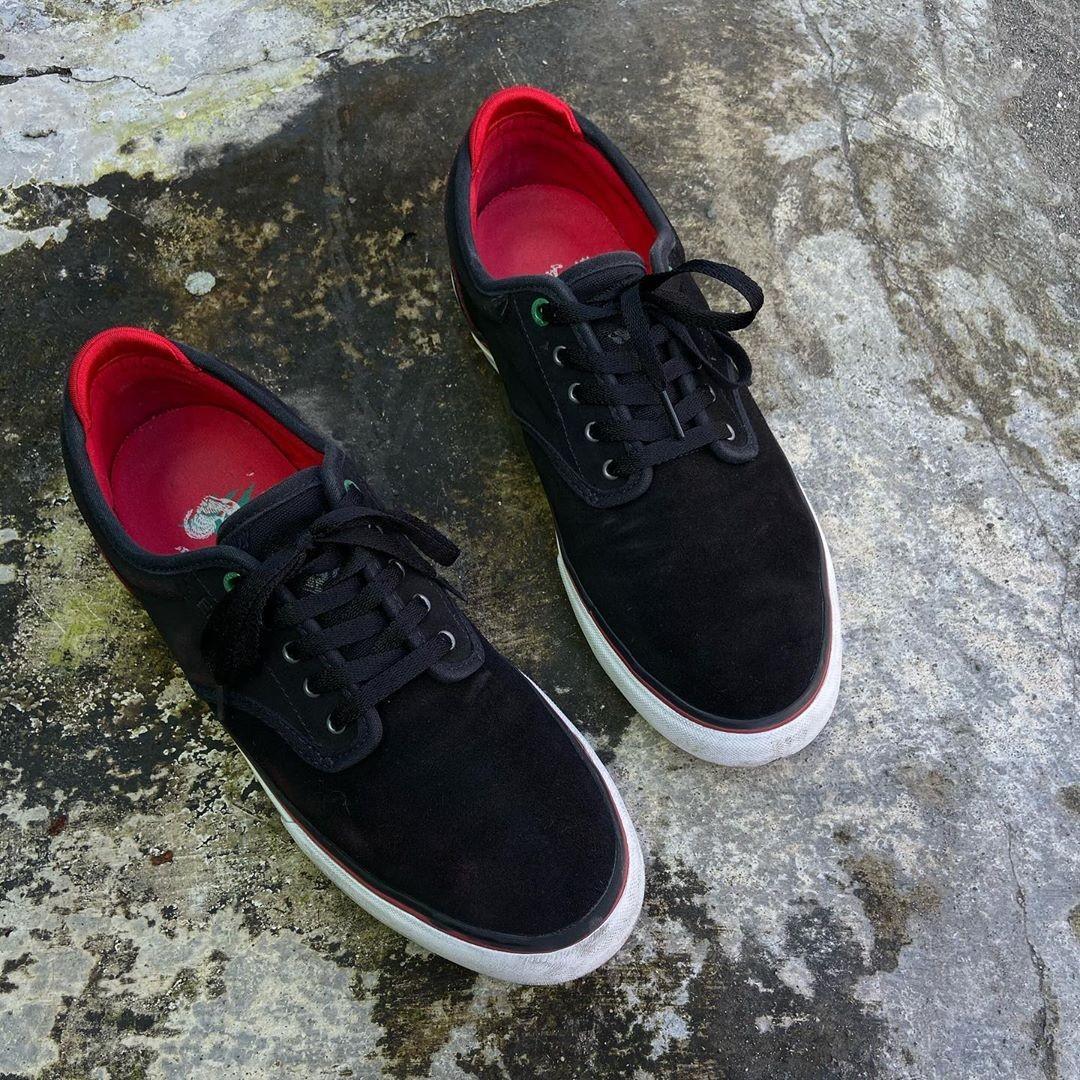 Emerica wino g6 x sriracha Fesyen Pria Sepatu Sneakers di Carousell
