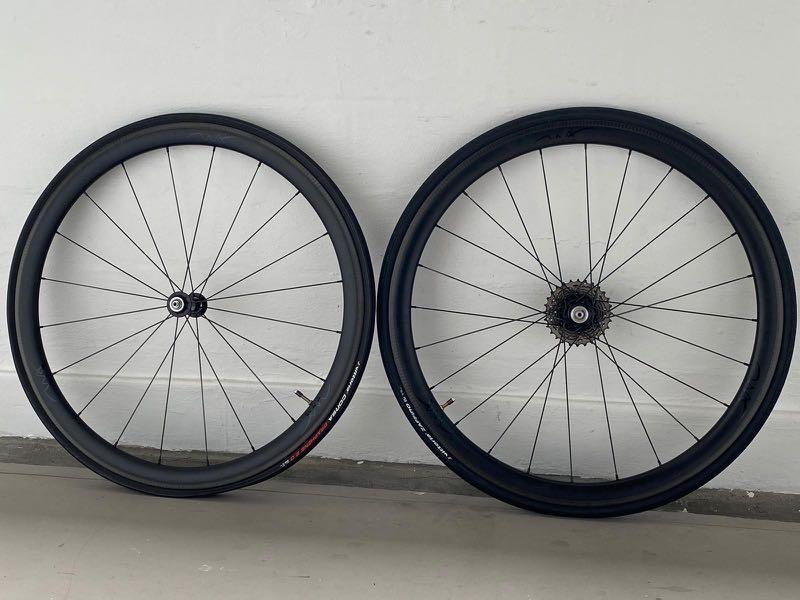Carbon clinchers on sale for sale