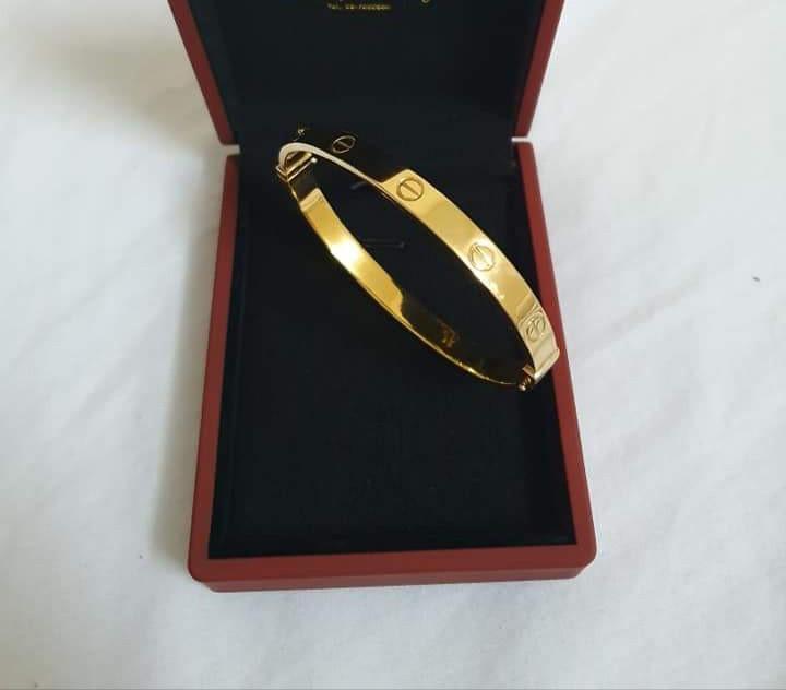 Bangle Cartier emas 916, Luxury 