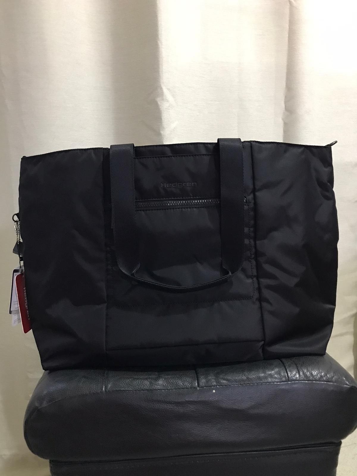 Hedgren swing tote sale