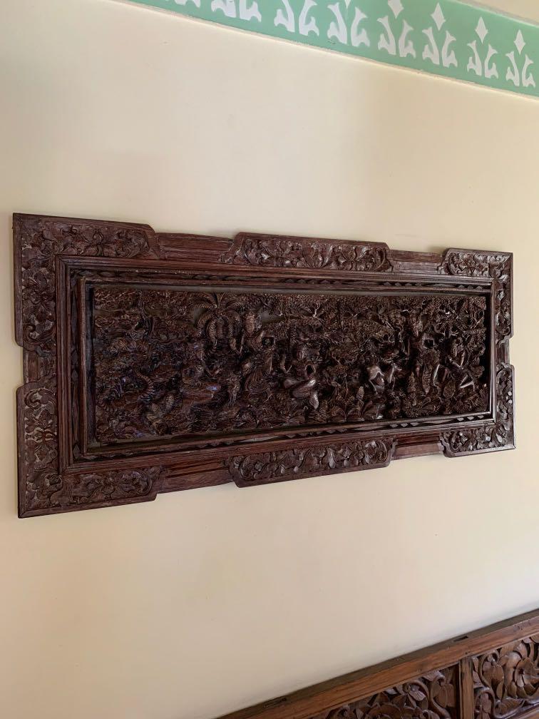 Hiasan dinding ukiran kayu, Antik, Pajangan di Carousell