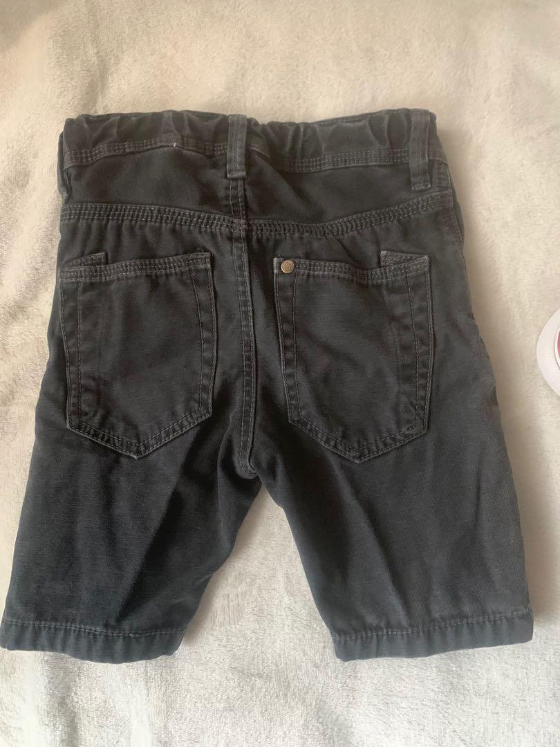 H&M Short (Category: Babies & Kids Fashion) located in Makati City. Submitted by authenticstuffff (Listing ID 1037614421, Image 2). Description: 12-18 months.