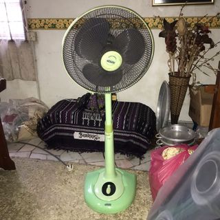 (Category: ) located in . Submitted by hellocaca (Listing ID 1037474141, Image 1). Description: .