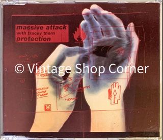 (Category: ) located in . Submitted by vintageshopstudio (Listing ID 1037580132, Image 1). Description: .