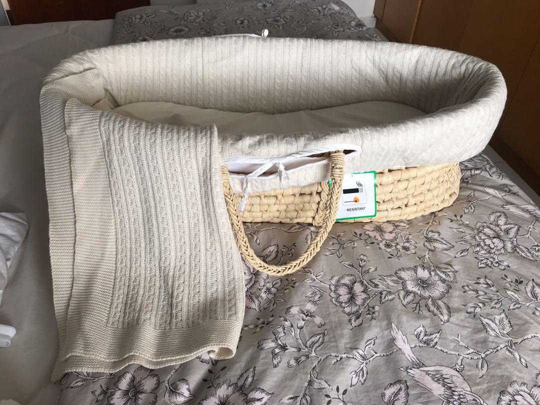 Moses basket (Mothercare), Babies & Kids, Baby Nursery & Kids Furniture