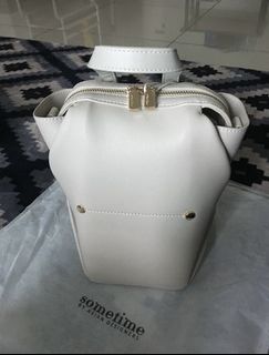 (Category: ) located in . Submitted by iloveshopping__ (Listing ID 1037449356, Image 1). Description: .