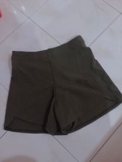 (Category: ) located in . Submitted by ngxinhyee (Listing ID 1037610226, Image 1). Description: .