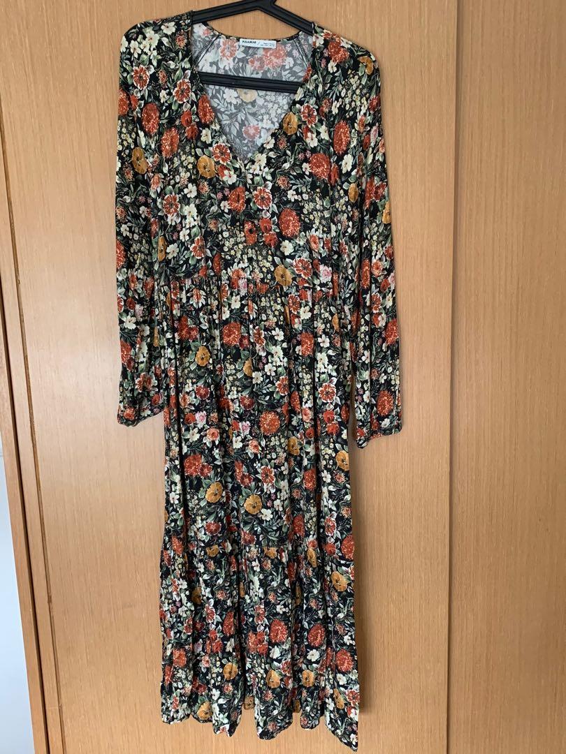 Size L Pull Bear maxi floral dress