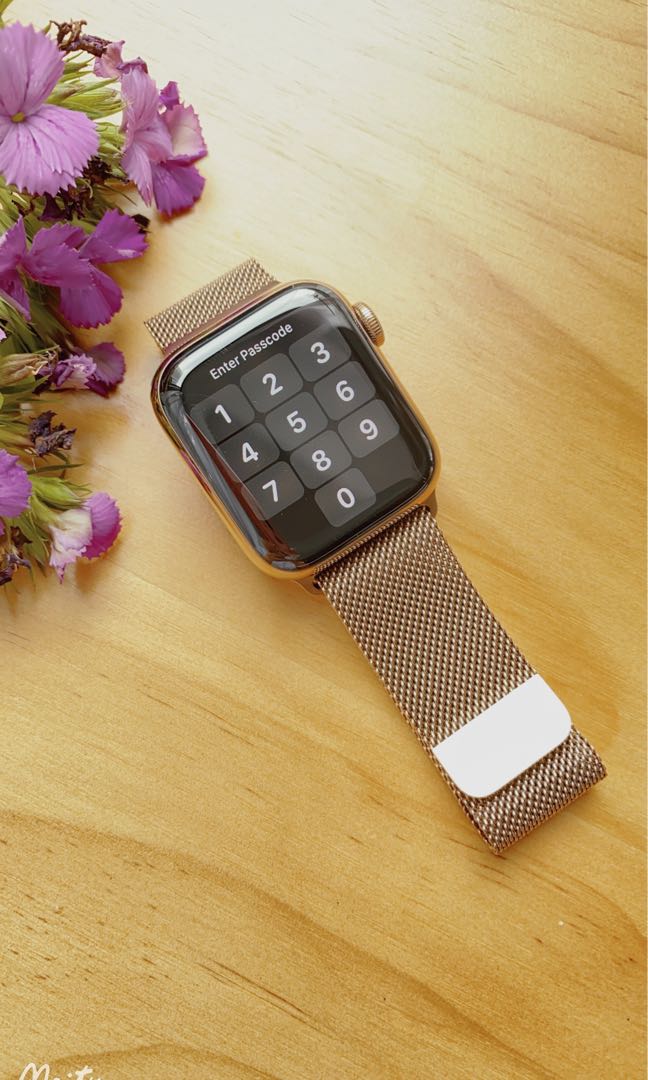 APPLE WATCH 5 Gold Stainless 44mm Cellular GPS + Louis Vuitton & Milanese  bands $300.00 - PicClick AU