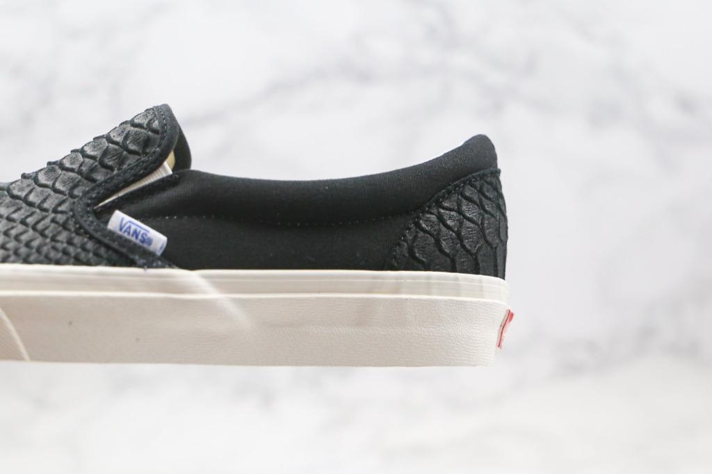 vans croc skin
