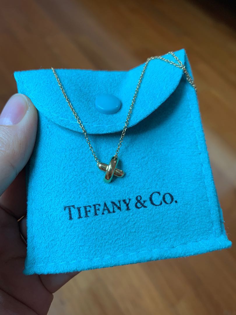 Tiffany & Co X Kiss Mini Signature Pendant 16