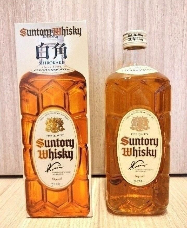 絕版白角中秋重現 已停產三得利 白角 威士忌 700ml 40 嘢食 嘢飲 酒精類飲品 Carousell