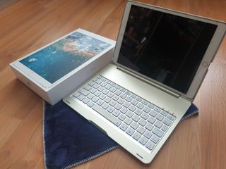 (Category: ) located in . Submitted by tech_seller (Listing ID 1037637691, Image 1). Description: .