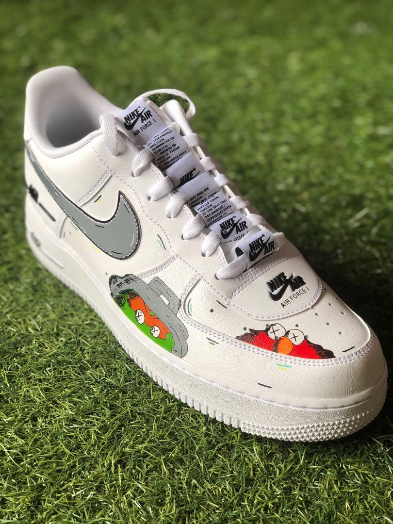 Af1 kaws discount