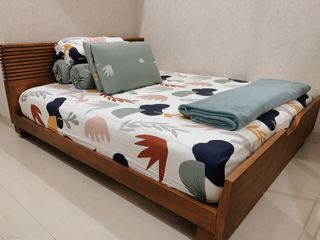 (Kategori: ) berada di . Dikirim oleh frayta (ID iklan 1037624633, Gambar 1). Deskripsi: .