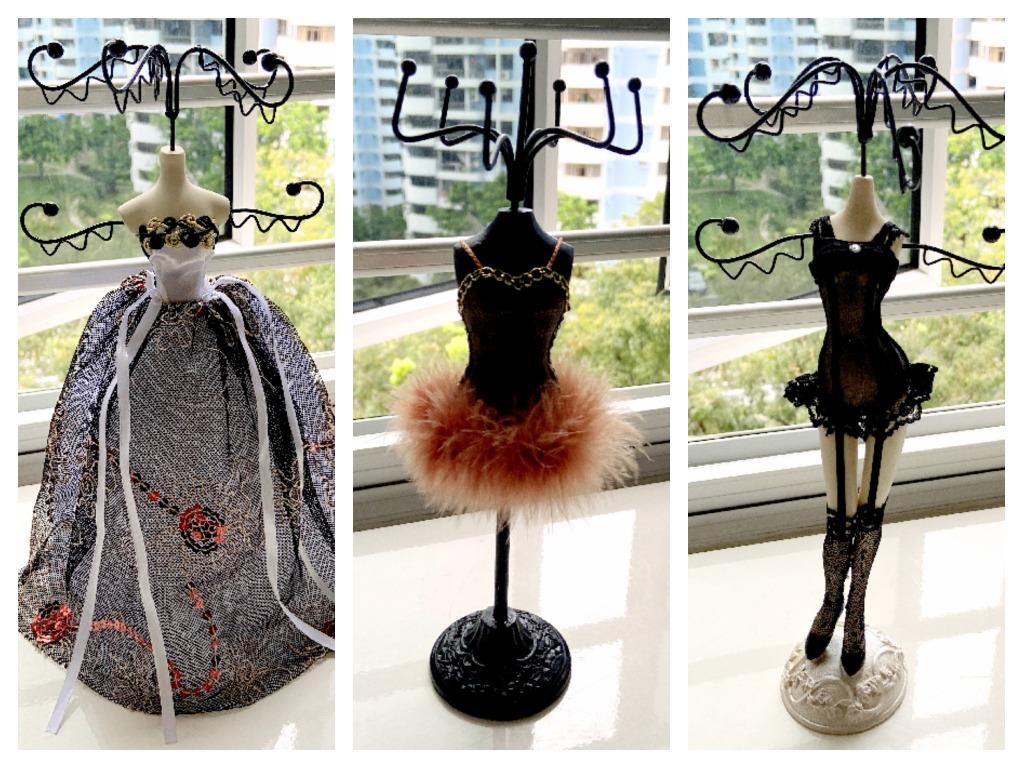 types of doll stands