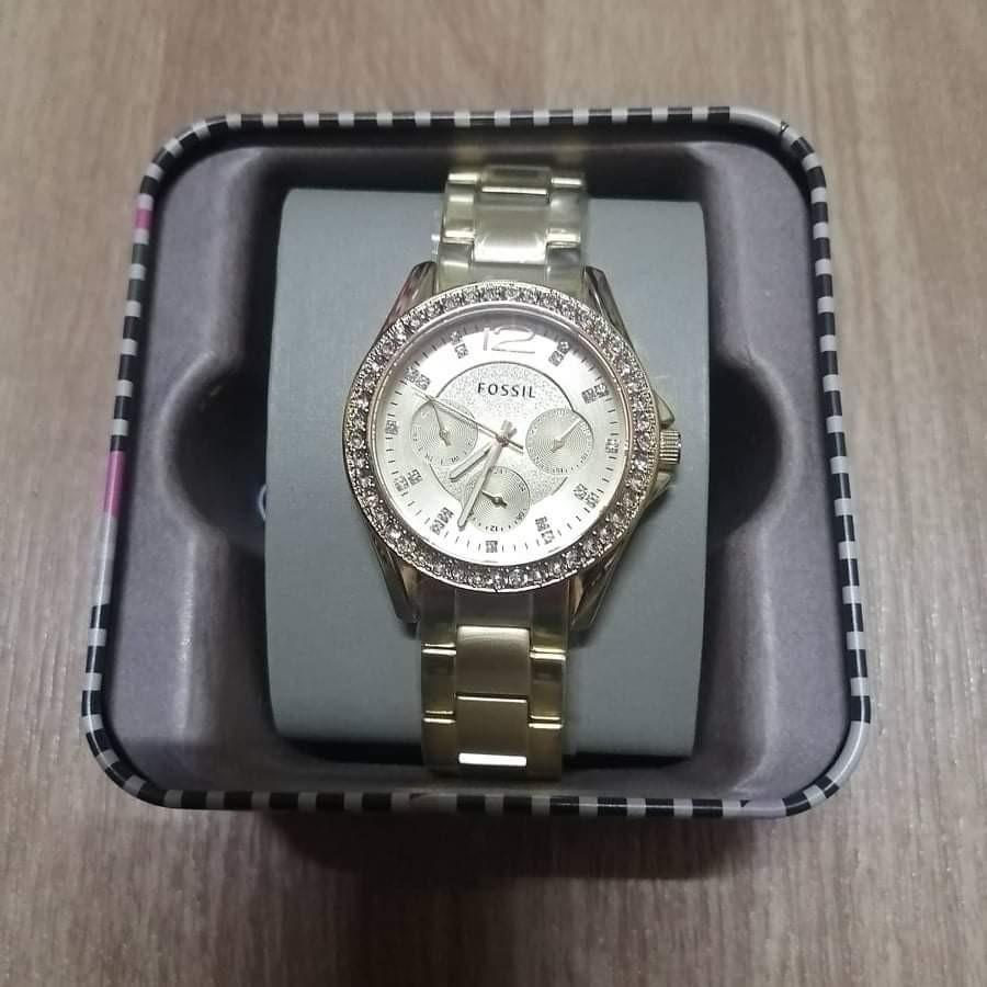 Fossil ES3203 (Category: Women's Watches) located in Manila. Submitted by ohnalovespanda (Listing ID 1037784955, Image 3). Description: Pawnable in selected Pawn shops Brand new, never used RFS: Need funds.