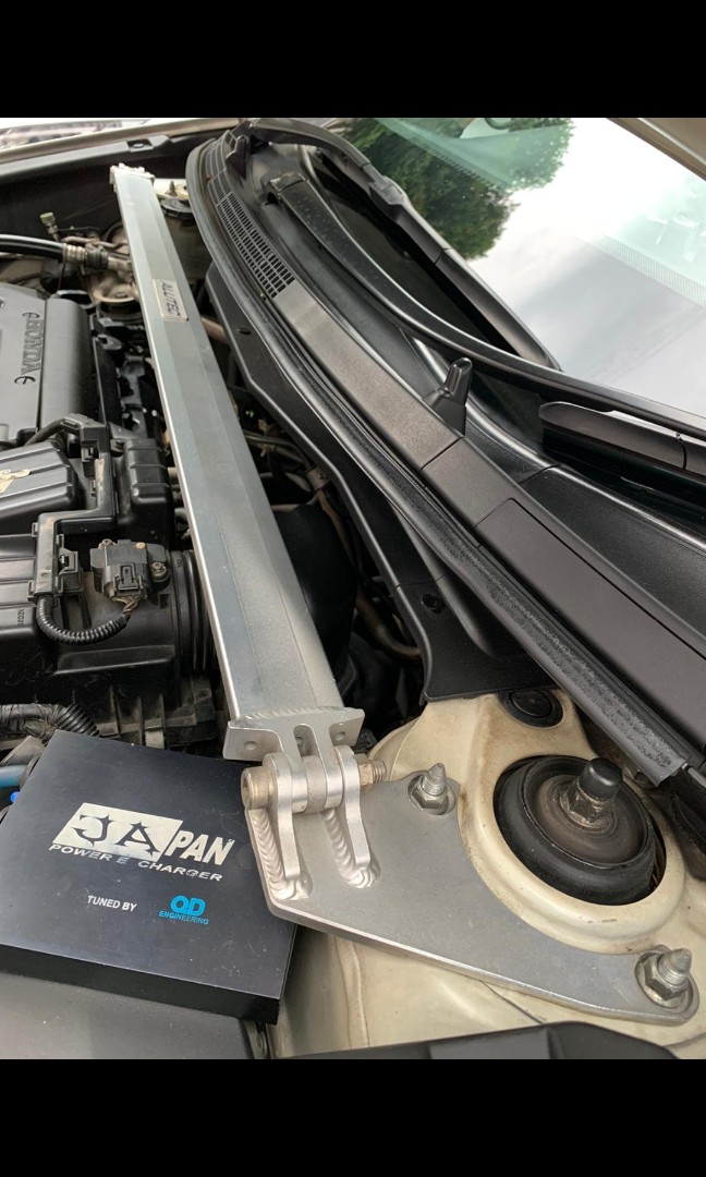 Honda Stream Strut Bar, Car Accessories, Accessories on Carousell