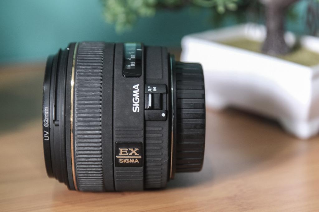 lensa sigma 30mm f1 4 bokeh canon eos ef