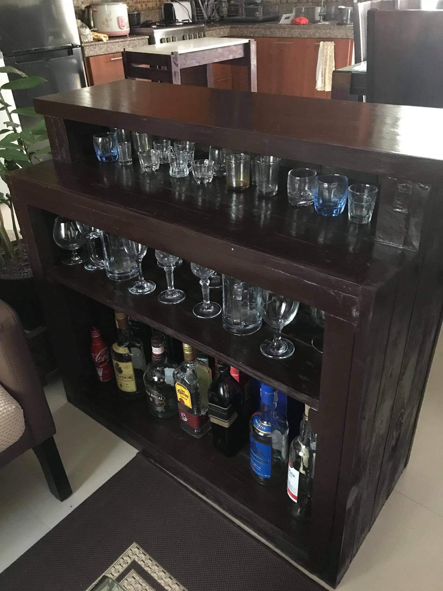 Rustic Style Mini Bar Counter with 2 Bar Stools Included, Furniture