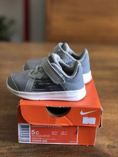 Nike DownShifter Shoes size 5c