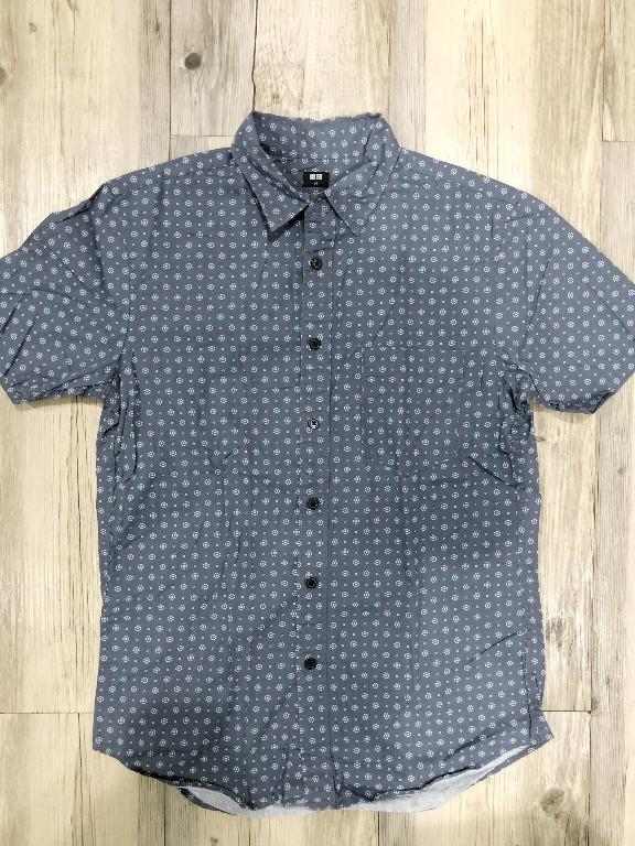 Original UniQlo Short sleeve polo (Medium) (Category: Tshirts & Polo Shirts ) located in Manila. Submitted by japs.japs1 (Listing ID 1037677661, Image 1). Description: Original UniQlo Short sleeve polo (Medium) - Condition: 8/10 -Payment through online banking, Gcash or by pick-up payment. -Delivery c/o buyer.