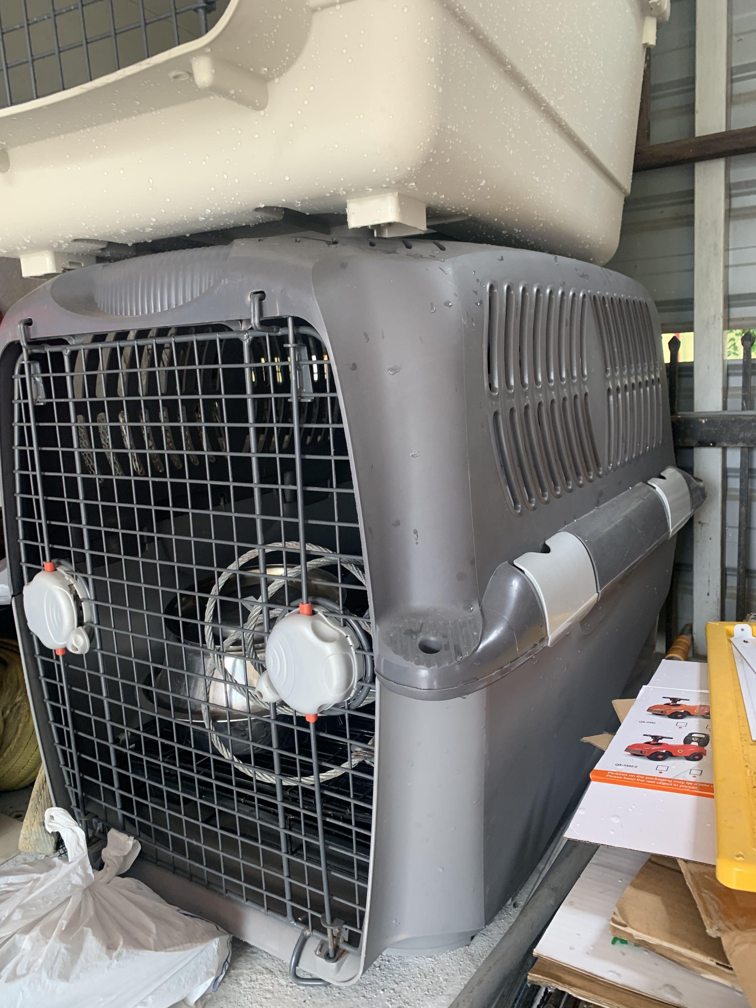 Pet clearance cargo 700