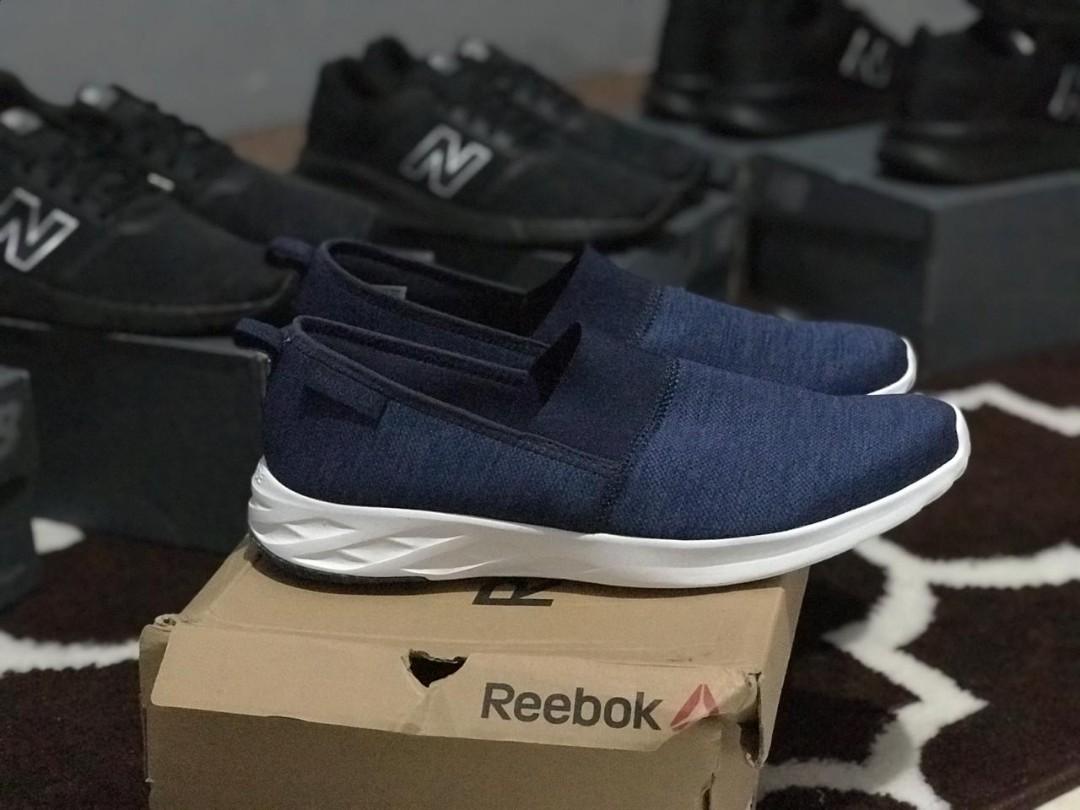 reebok astroride slip on