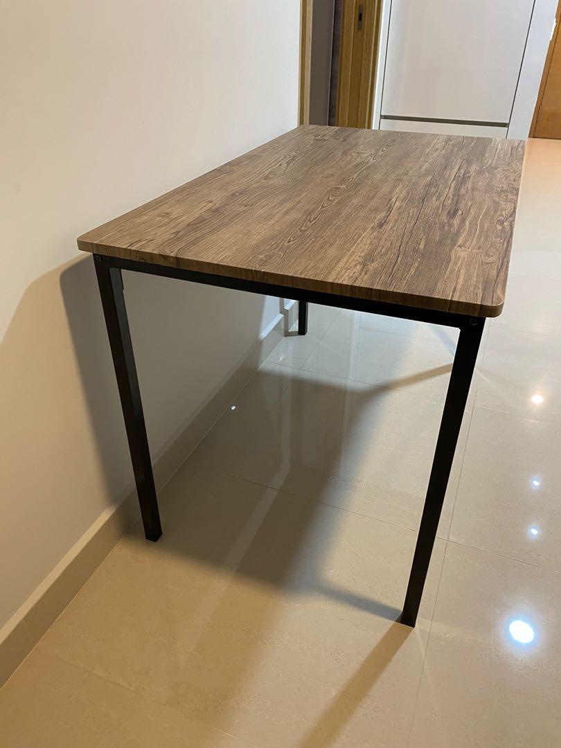 Study Table (Category: Tables & Sets) located in Singapore. Submitted by newton (Listing ID 1037686179, Image 3). Description: Very good condition study table. Self pick up. 1.2mx0.7mx0.76m (length width height).