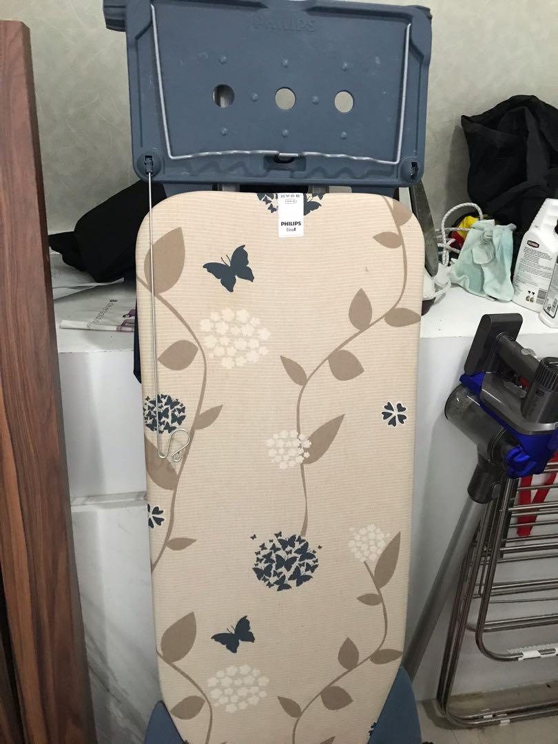 Tefal ultimate 500 steam iron and Phillips board, Home Appliances ...